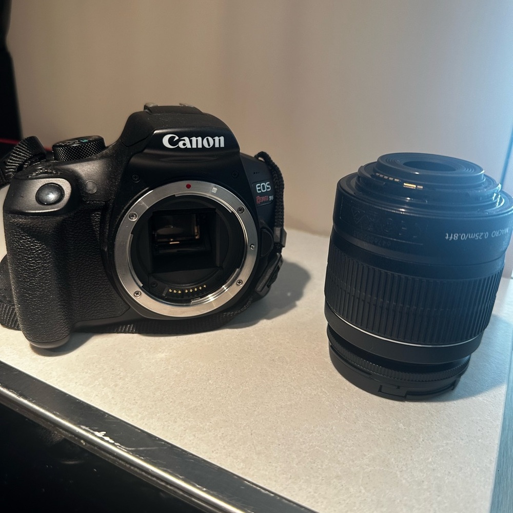 Canon Rebel T6 with Sony carrying bag and extras